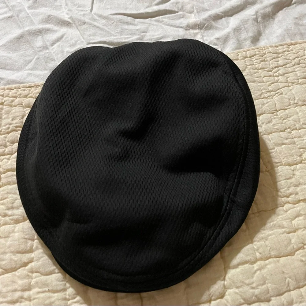 Crown cap - Picture 2 of 3